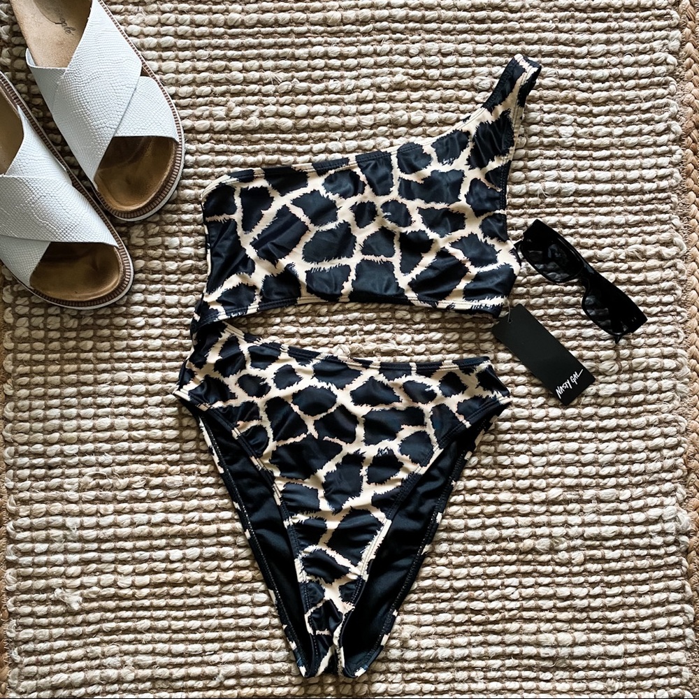 NWT Nasty Gal one shoulder swimsuit
